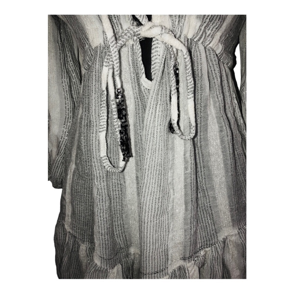 Blue Island white silver metallic low cut blouson sleeve embroidered mini dress - Picture 9 of 16